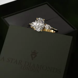 Women Engagement Rings in london
